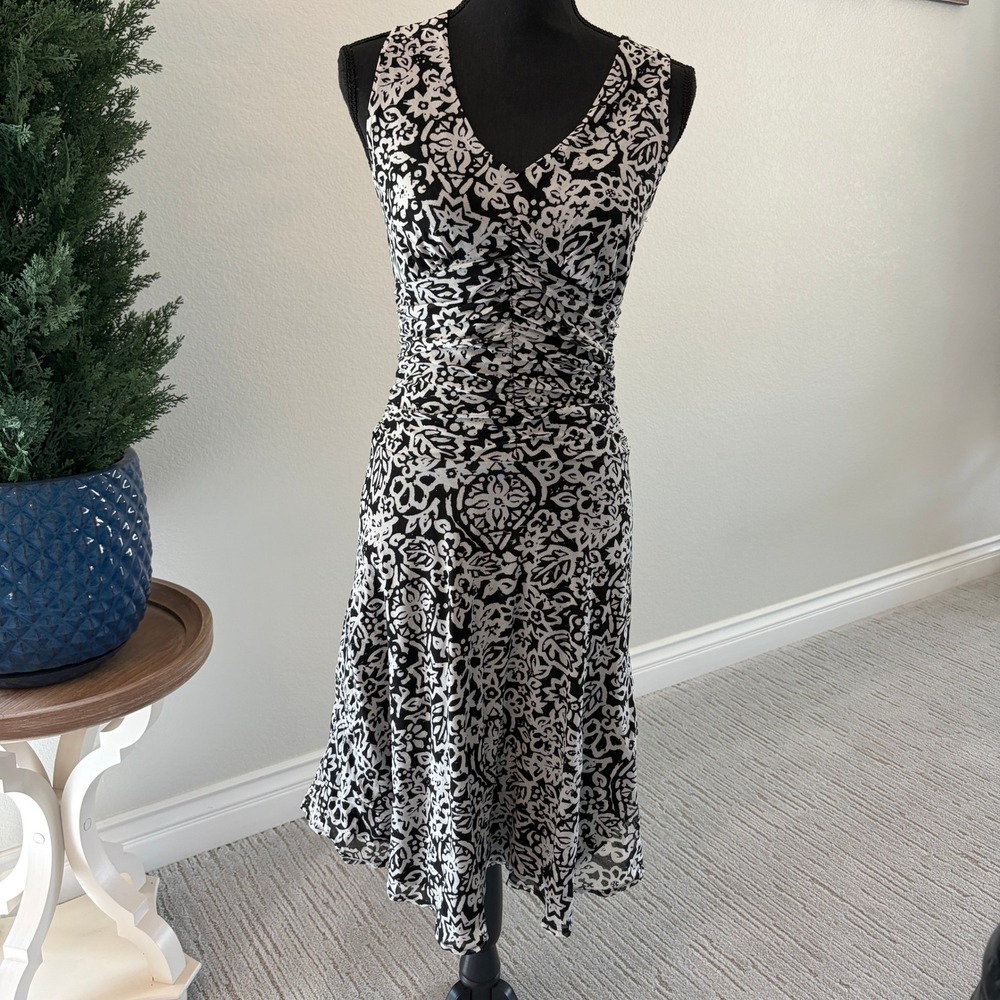 Apt 9 Damask Mesh Ruched Midi Dress Womens Size S Black White V-Neck Y2K Vintage
